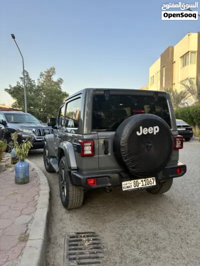 جيب رانجلر Sahara 4