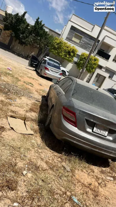 مرسيدس بنز الفئة-C C 300 4