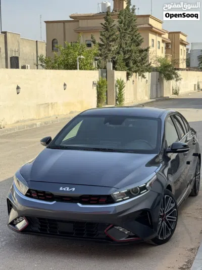 Kia Forte GT-Line 2