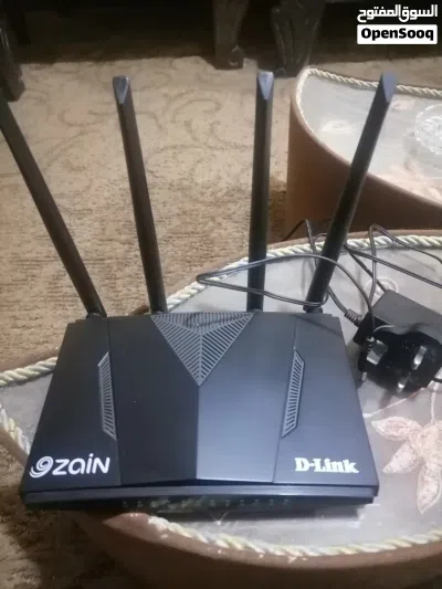 راوتر D-Link DWR-M960، وهو جهاز توجيه يدعم شبكات 4G LTE بسرعة AC1200. مفتوح عجميع الشبكات 2