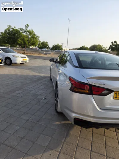 نيسان التيما SV 4