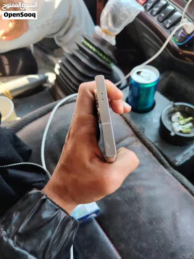 جلكسي S24الترا 4