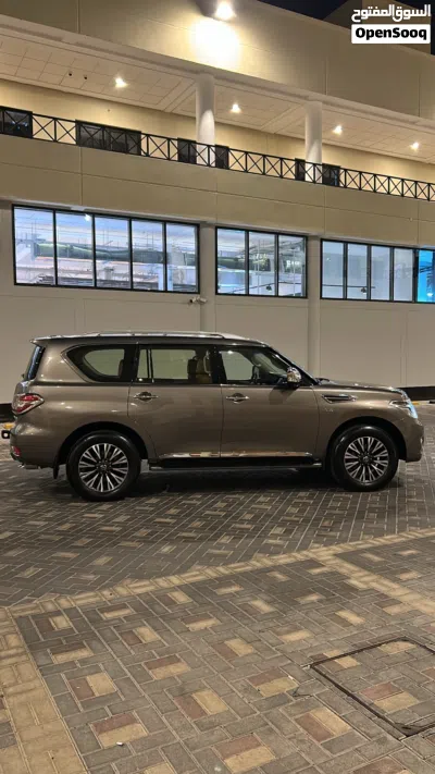 Nissan Patrol LE Platinum 2