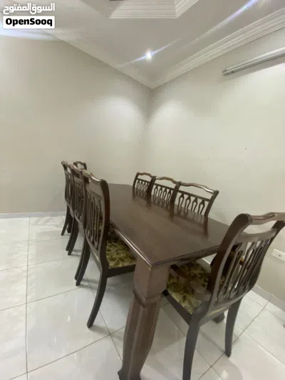 Dining Table with 8 Chairs – Neat & Clean – Excellent Condition 2