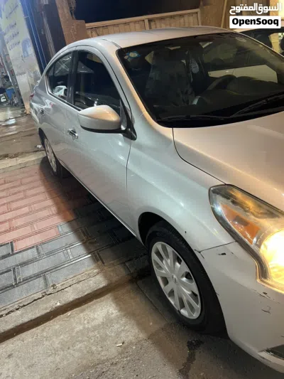 Nissan Versa SV 3