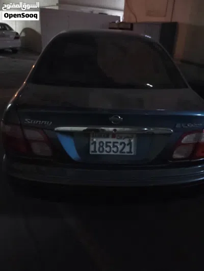 Nissan Sunny SV 3
