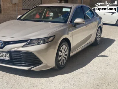 Toyota Camry LE 3