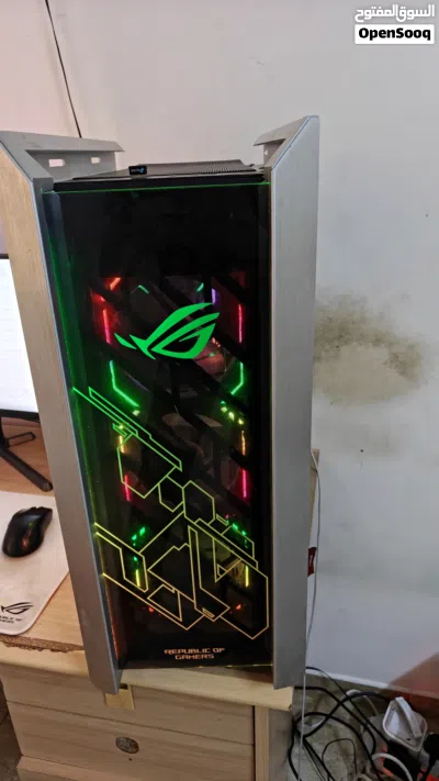 Asus ROG Helios white 2
