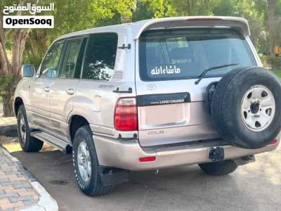 Toyota Land Cruiser GXR 3
