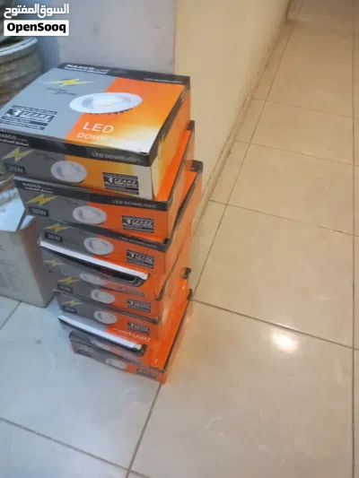 ادوات كهربائية منزلية مشكلة جديدة وادوات سباكه وسخان 30لتر ومفاتيح وعلب 2