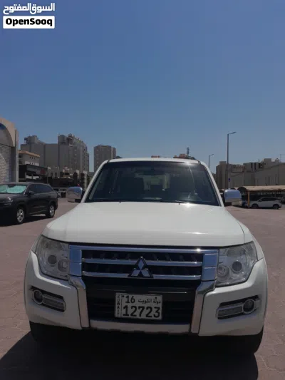 ميتسوبيشي باجيرو GLS 4