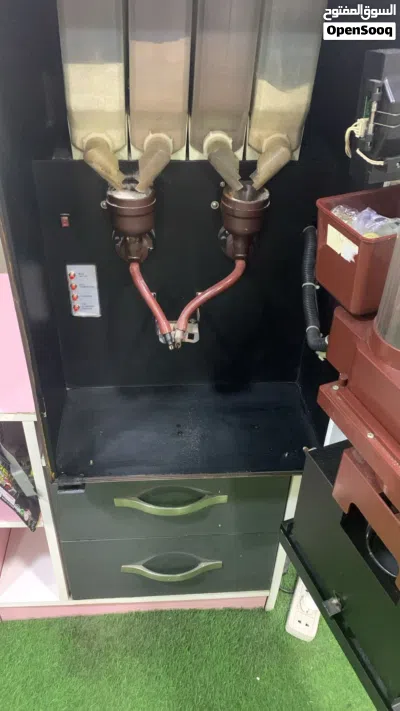 ماكينه نسكافيه وقهوه بحال الوكاله لسه جديده مطلوب فيها 400 سعر نهائي سبب البيع تسكير الموقع 3