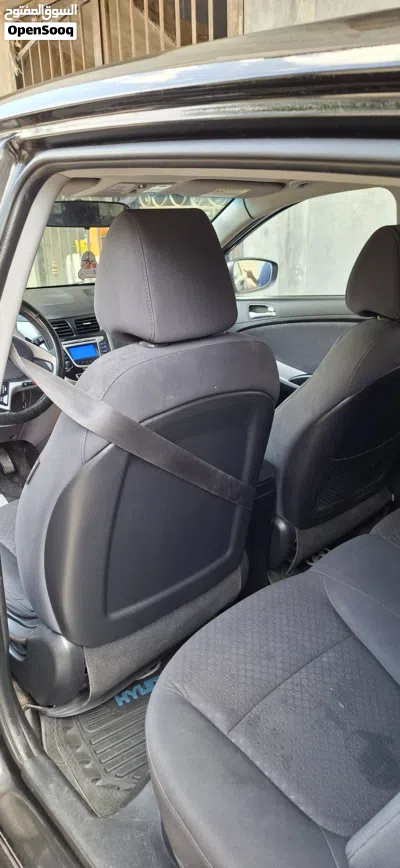 Hyundai Accent GL 3