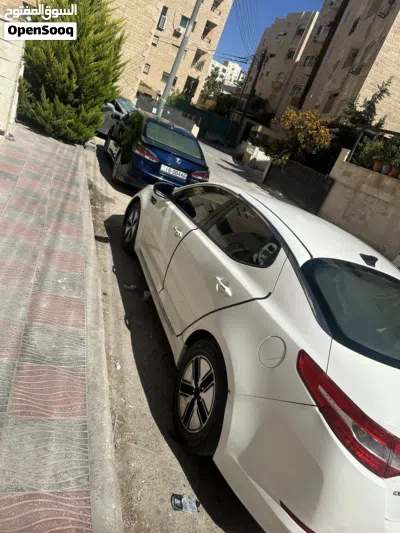 Kia Optima Standard 2