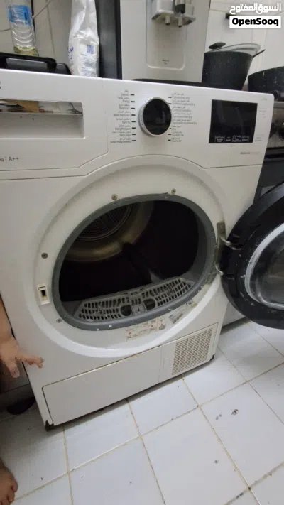 نشافه بيكو سعه 10 كيلو حاله جيدة شغاله و تجفيف ممتازة بها عيب صوت عالي عندي التشغيل 4