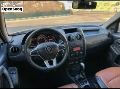 Renault Duster Standard 4