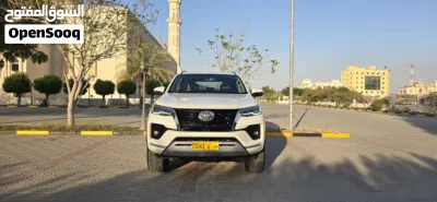 Toyota Fortuner SR5 3