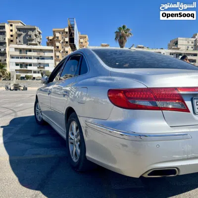 Hyundai Azera Standard 3
