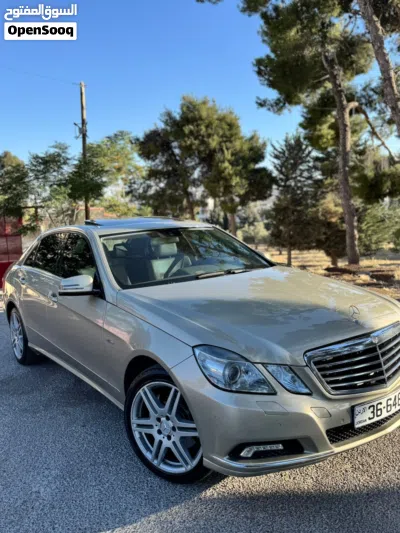 Mercedes Benz E-Class E 200 3