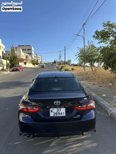 Toyota Camry SE 3