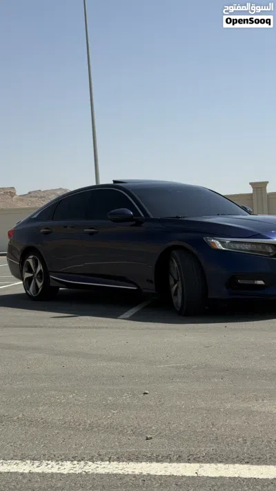 Honda Accord Touring 4
