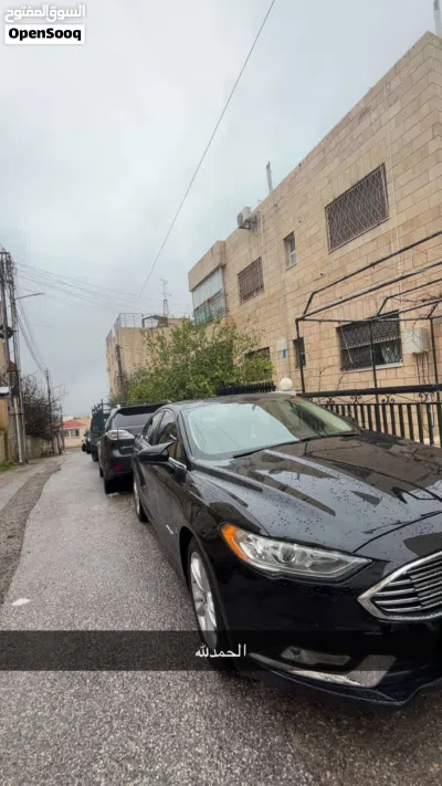 Ford Fusion SE 2