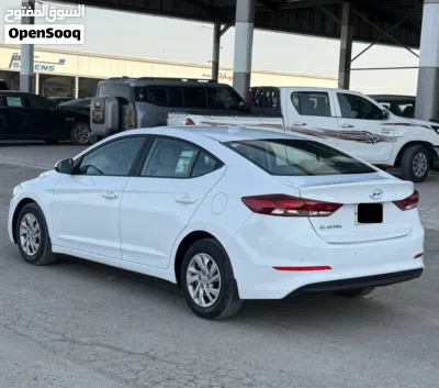 هيونداي النترا Standard 4