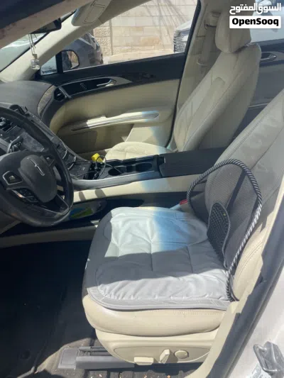 Lincoln MKZ Reserve 3