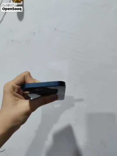 ايفون 14 العادي للبيع فقط 2
