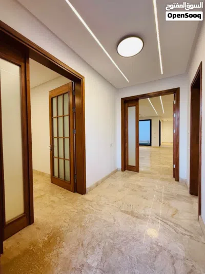 عرض خاص فيلا تشطيب VIP في السراج طريق المواشي بالقرب من حلويات الينور لايجار عائلات فقط 2