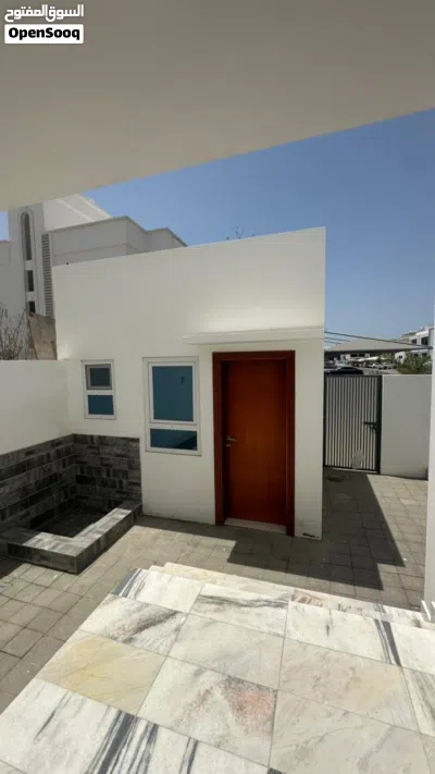 Villa For Sale in Khoudh 7/فيلا للبيع في الخوض 7 2