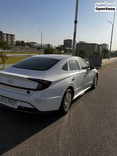 Hyundai Sonata Standard 4