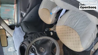 Toyota Yaris SE+ 4