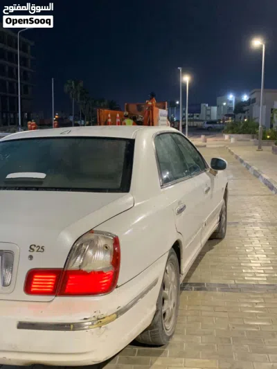 هيونداي جراند يور 4