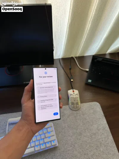 SAMSUNG S22 ultra بحالة الوكالة ولا قحطة بسعر حرق الجهاز عبارة عن جديد ولون مميز اسود غامق 4