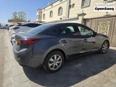 Mazda 3 Standard 4