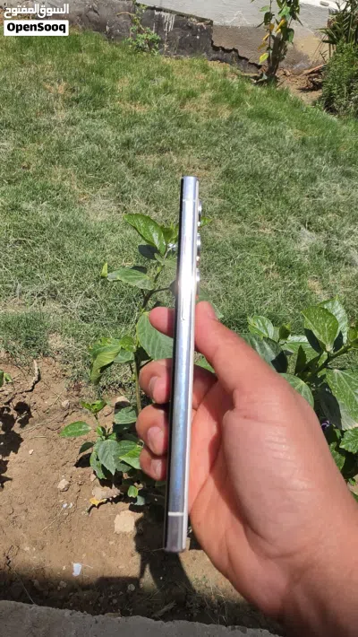 جهاز S23 Ultra 256GB. الجهاز شرق أوسط، دبل سيم كارت، الرام 12GB. الجهاز نظيف مثل ما موضح 4