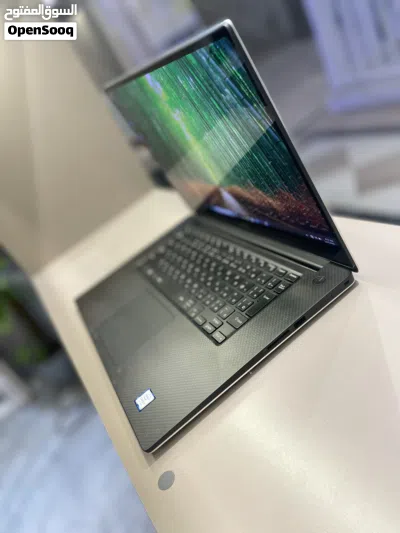 Dell precision 5520 workstation عليه كرتين شاشه للتصميم و الجيمينج اعلى فئة بالديل و اقواهم 3