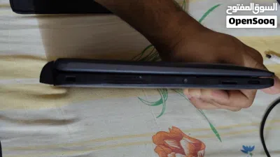 لابتوب Dell متصل منفصل 3