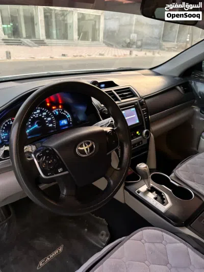 Toyota Camry SE 4