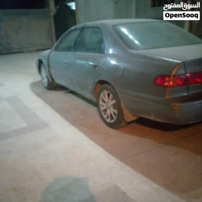 Toyota Camry SE 4