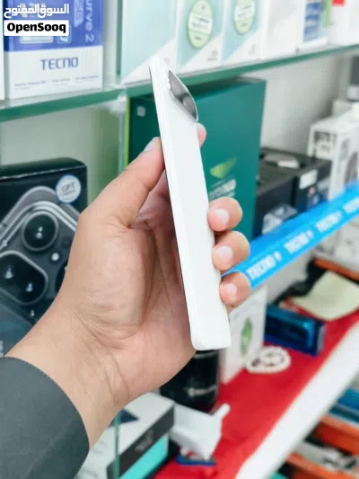 Tecno pova slim 8/256GB 3