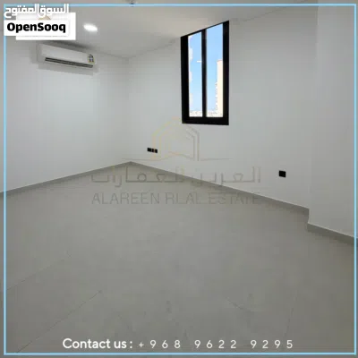 شقة للبيع في العذيبة الشمالية Apartment for sale in Al Azaiba North 2