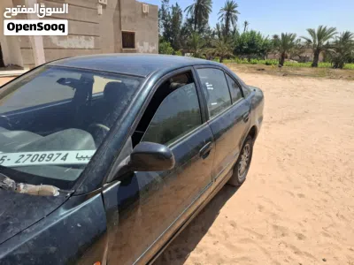 Mitsubishi Galant DL 2