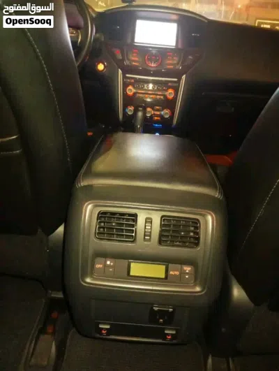 نيسان باثفايندر SV 4
