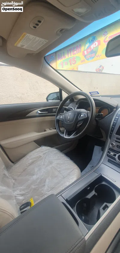 Lincoln MKZ Standard 3