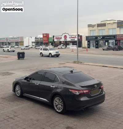 Toyota Camry XLE 2