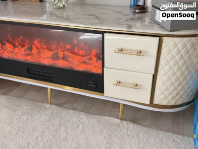 طاولة بميزة الدفاية 2