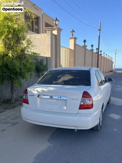 هيونداي فيرنا Standard 4
