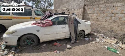 تويوتا كامري XLE 4